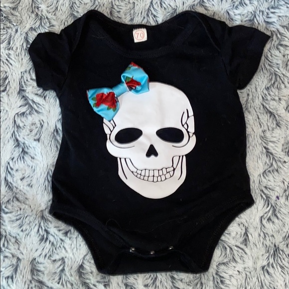 Complete outfit - Picture 6 of 7